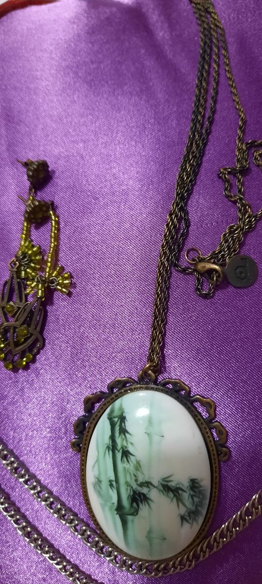 2 collares y pendientes