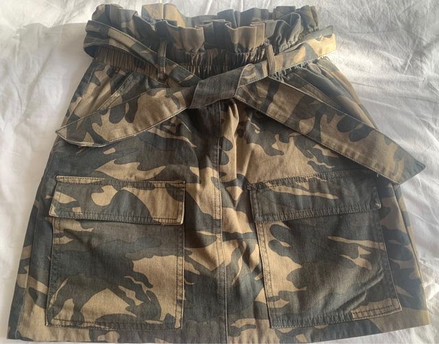 Conjunto falda y camiseta