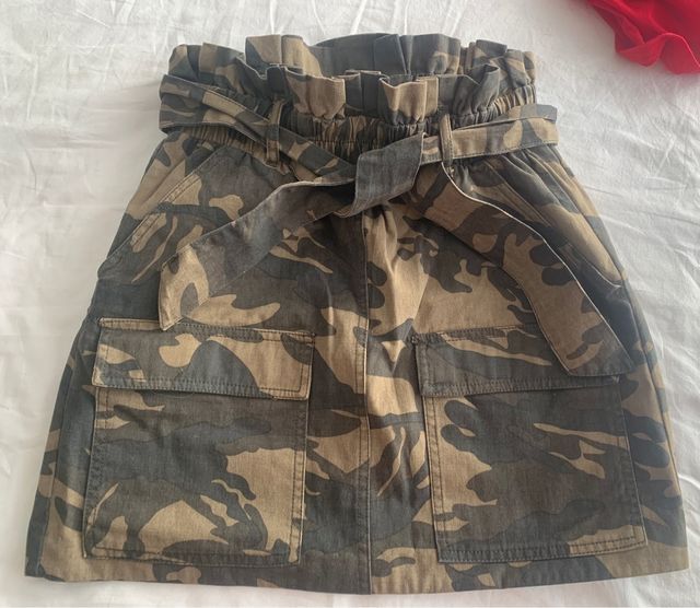 Conjunto falda y camiseta