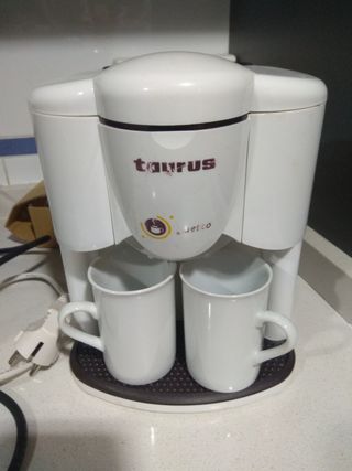Cafetera Taurus Duetto de segunda mano por 15 EUR en Madrid en WALLAPOP