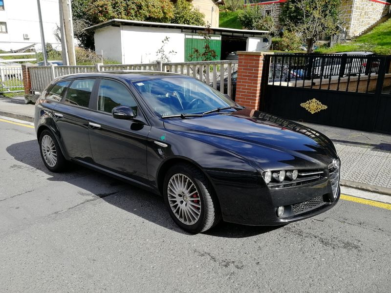 Alfa Romeo 159 2007 - foto 1