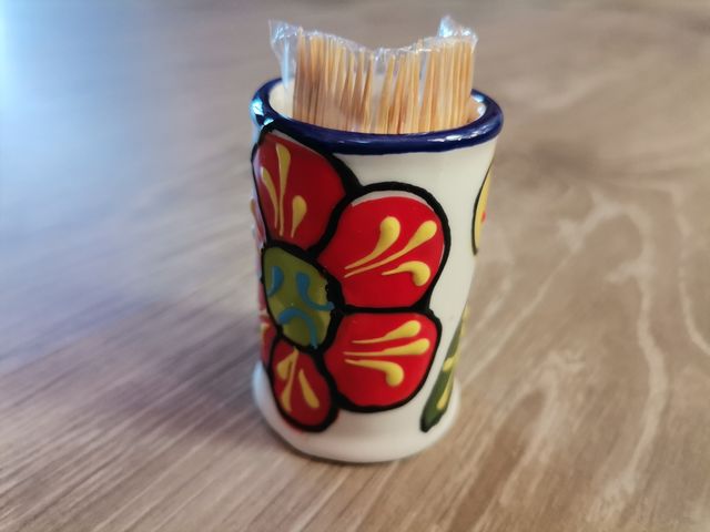 Urge vender articulos de cerámica