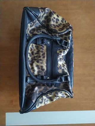 Bolso de hombro misako de segunda mano por 5 EUR en Sant Andreu de la Barca  en WALLAPOP