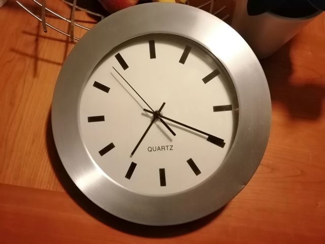 reloj de pared 
