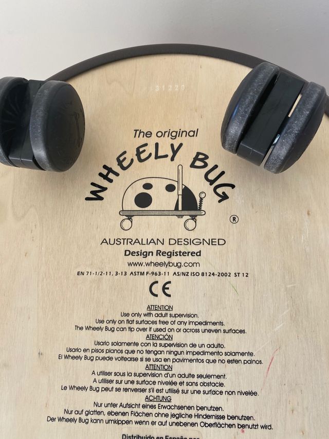 Correpasillos Wheelybug ruedas 360