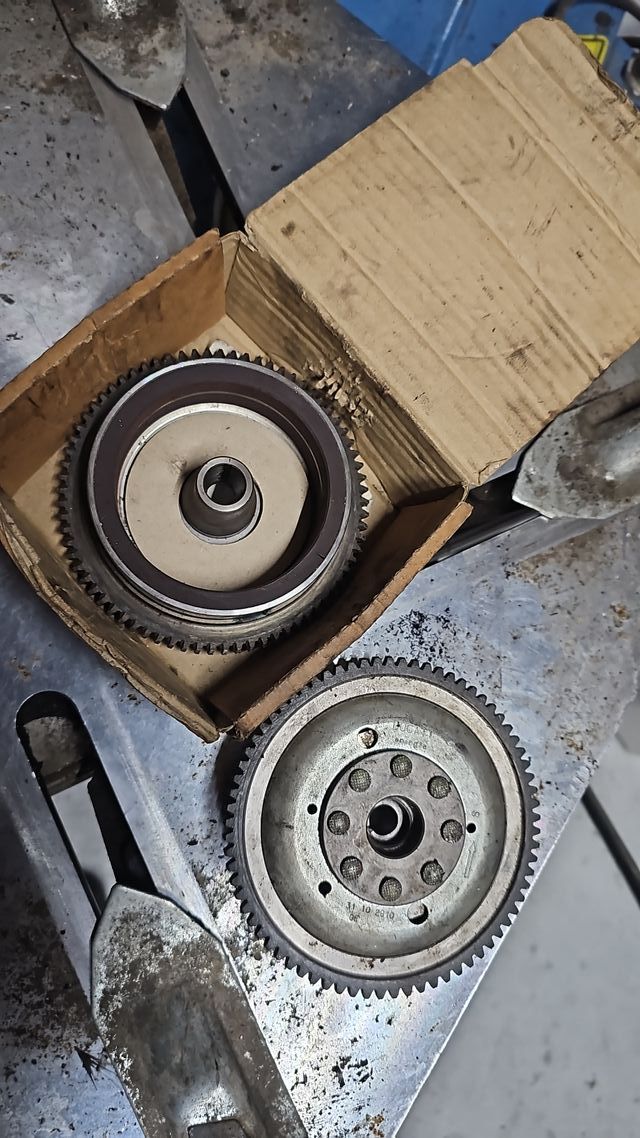 plato magnetico  am6 aprilia tzr..