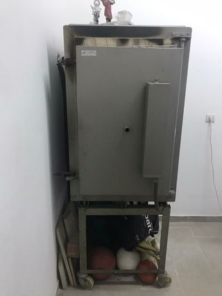 Horno para cerámica de segunda mano por 2.300 EUR en Vegarrozadas en  WALLAPOP