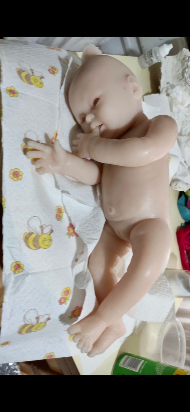 Reborn silicona en blanco 43 cm