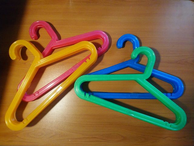 Perchas infantiles IKEA