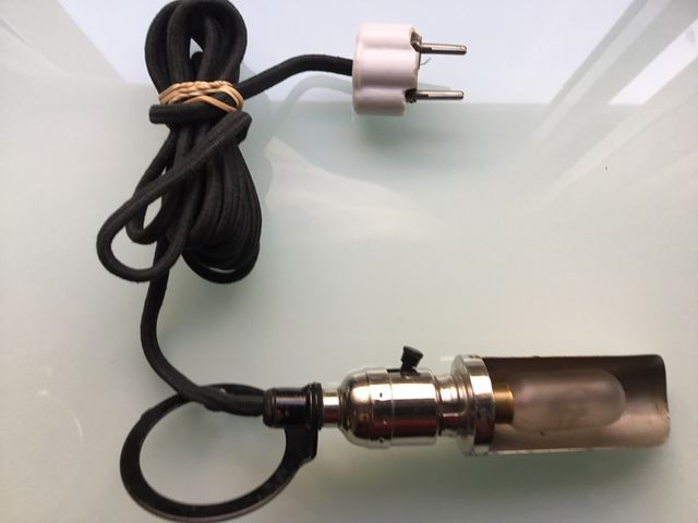 Lámpara máquina de coser singer vintage