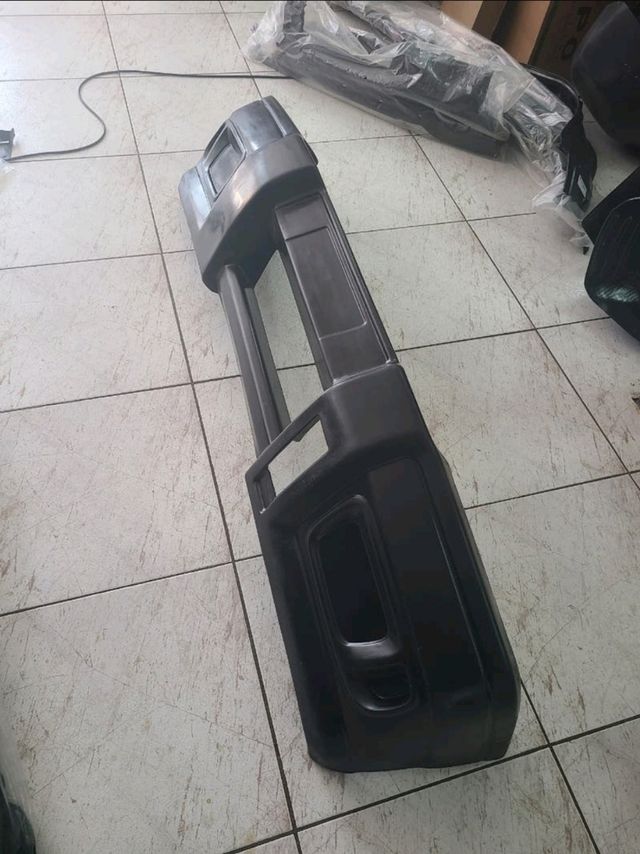 Parachoques delantero Land Rover Discovery 98- TD5