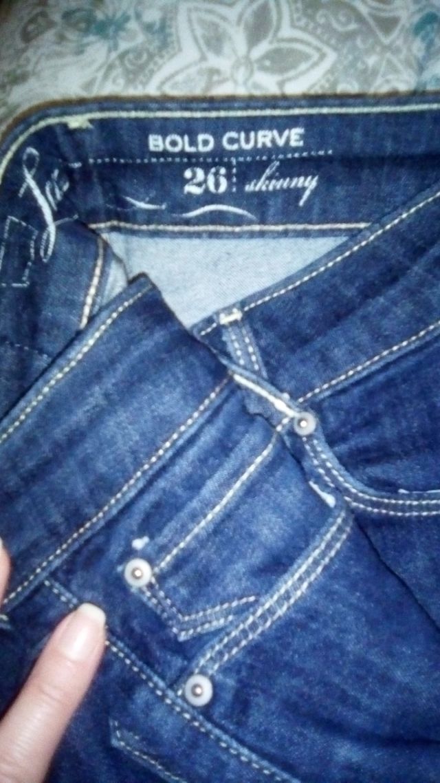 vaqueros Levi's bold curve