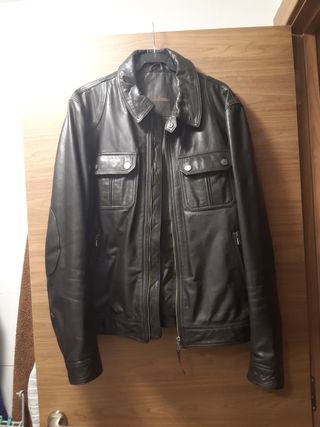 Cazadora de hombre de cuero marron Emidio Tucci de segunda mano por 120 EUR  en Quijano de Pielagos en WALLAPOP