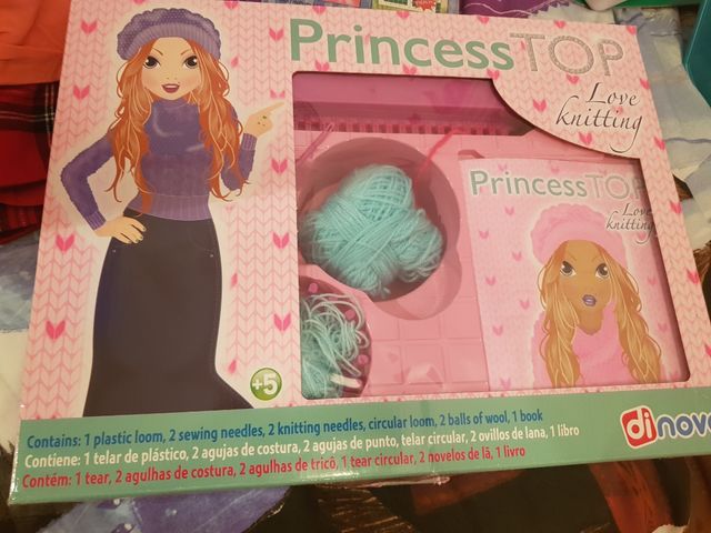 juego para tejer lana nuevo, en su caja original