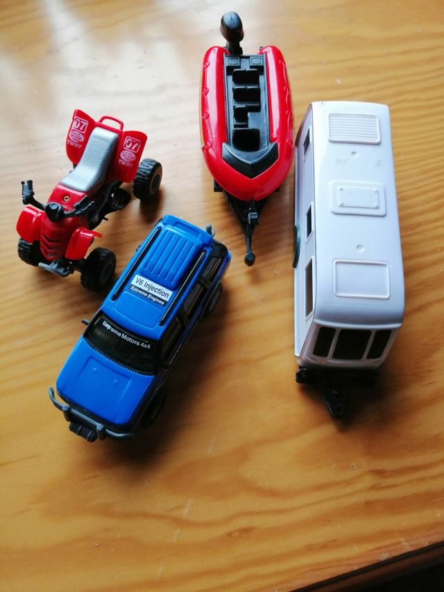 Lote de coche y quad