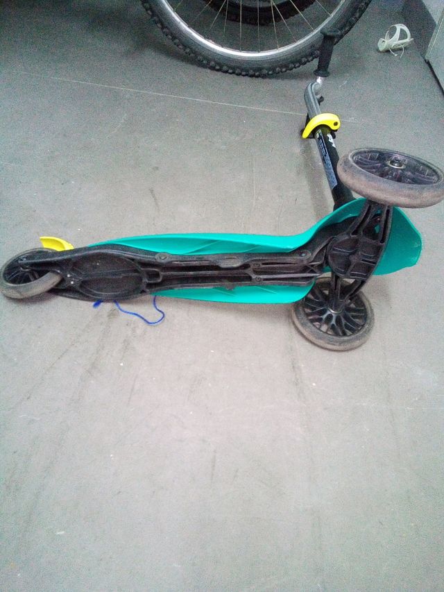 Patinete tres ruedas Decathlon