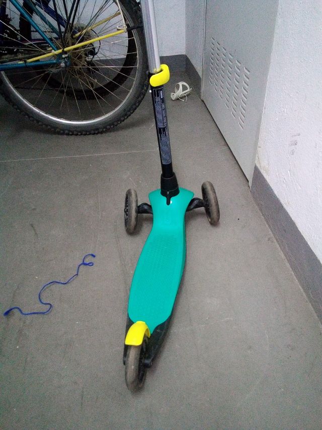 Patinete tres ruedas Decathlon