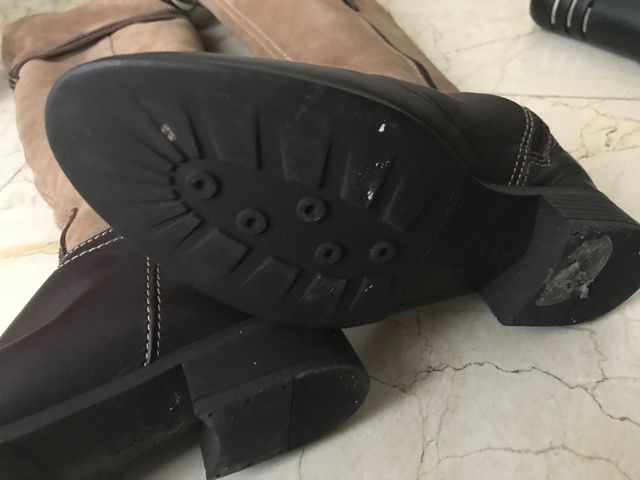 Botas de caña alta en ante y piel