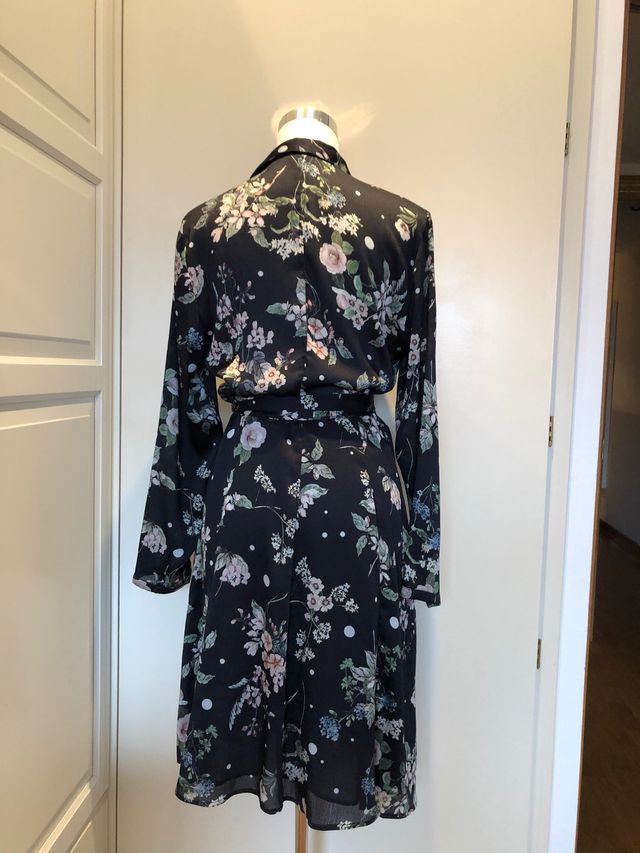 Vestido camisero de flores