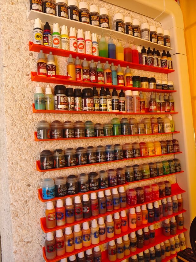 Estante para pinturas citadel. Estanteria citadel.