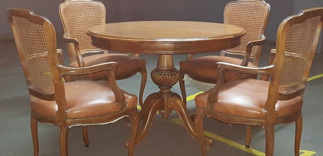 Mesa madera maciza y sillones rejilla Luis XV