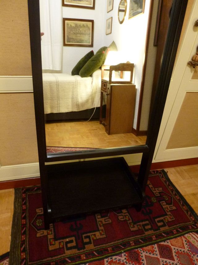 Espejo de cuerpo entero sobre suelo de segunda mano por 95 € en Madrid