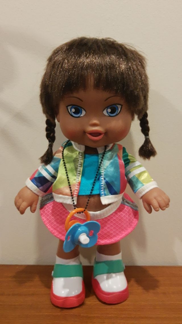 MUÑECA FAMOSA SUZY SPRINT PATINADORA REGALO NIÑAS