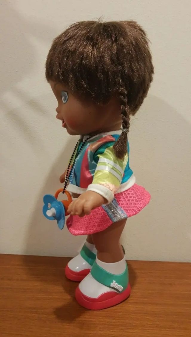 MUÑECA FAMOSA SUZY SPRINT PATINADORA REGALO NIÑAS