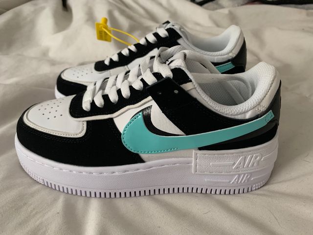 En Amperio Ahora Nike Air Force 1 Shadow Negro y Azul Turquesa de segunda mano por 65 € en Pinto en WALLAPOP En Amperio Ahora Nike Air Force 1 Shadow Negro y Azul Turquesa de segunda mano por 65 € en Pinto en WALLAPOP