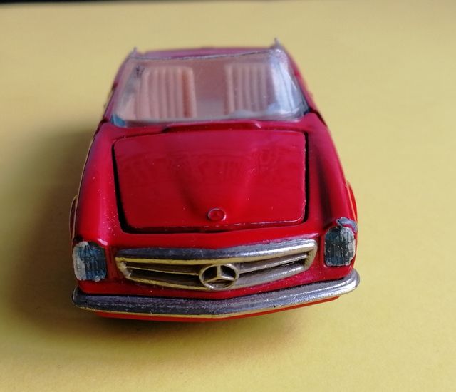 Mercedes 230 gsl marca Joal en miniatura 