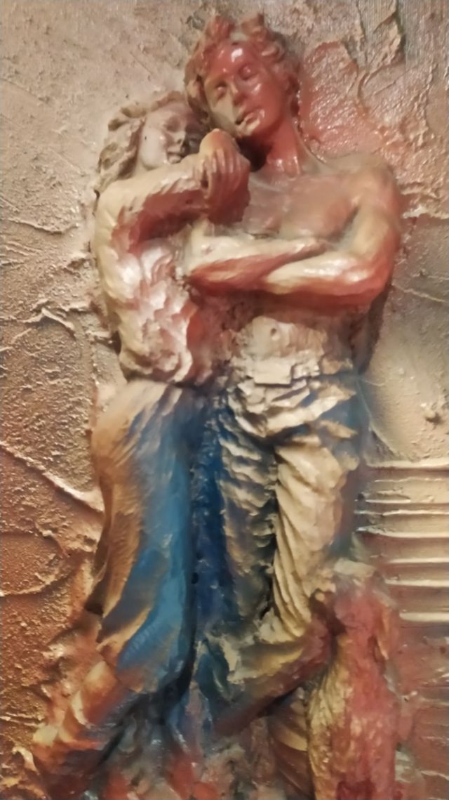 Cuadro en relieve montado sobre marco negro