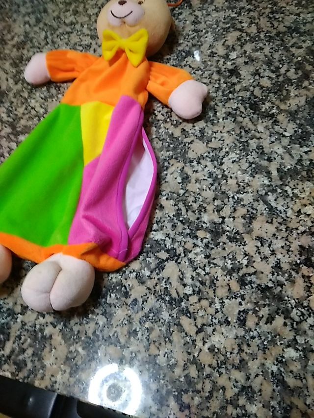 muñeco para guardar pijama