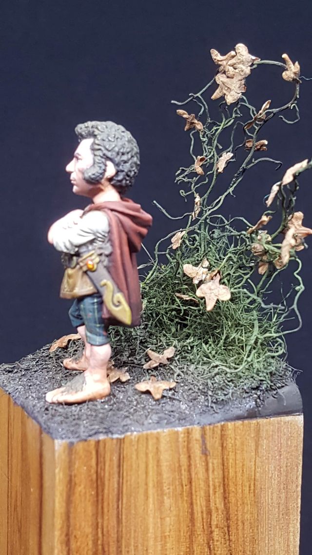 FIGURA YARRI EN 30MM PINTADA