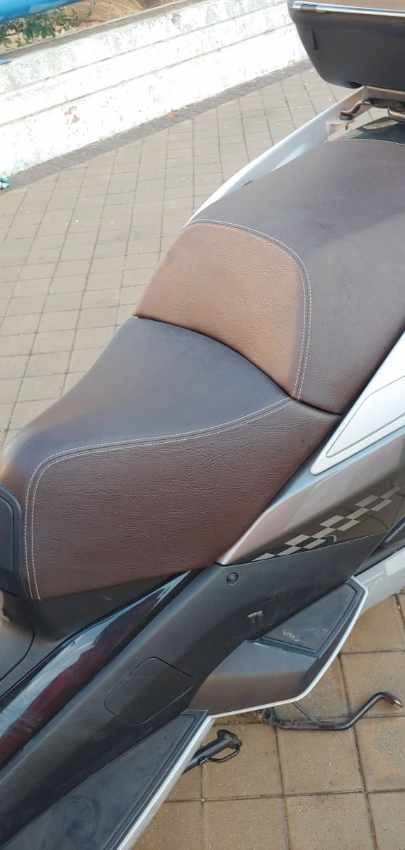 Satellis Peugeot 125 4v GT sport