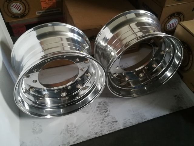 LLANTAS ACCURIDE 22.5