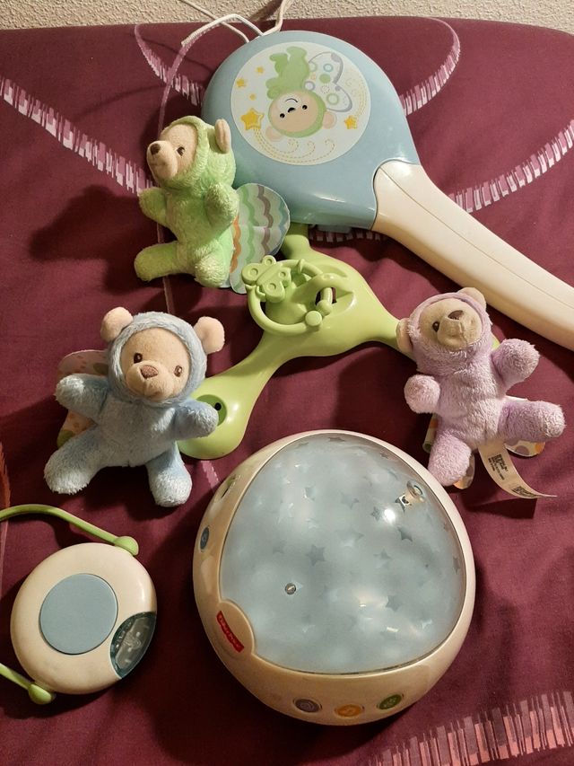 Carrusel para cuna. Luminoso