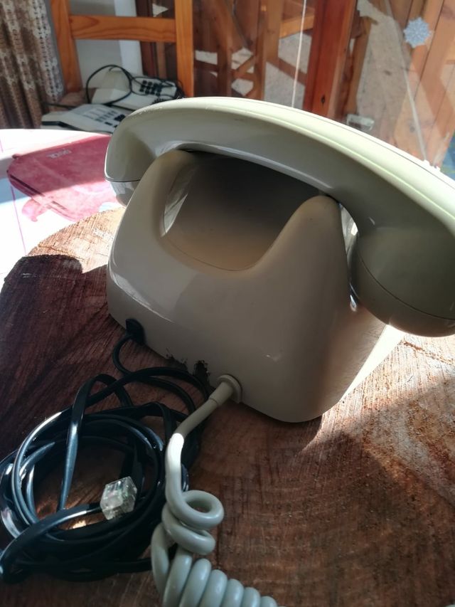 Telefono antiguo