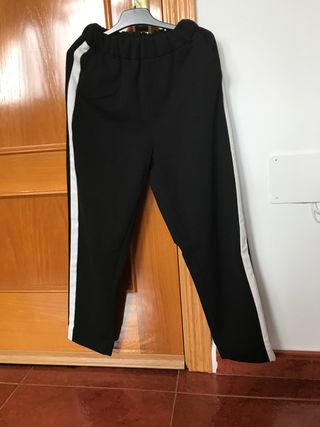 Pantalón negro raya lateral Silvian Heach