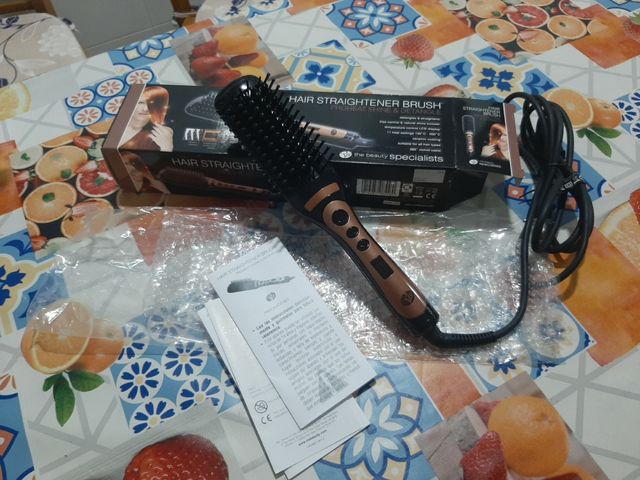 Cepillo alisador con aire caliente Rio Beauty