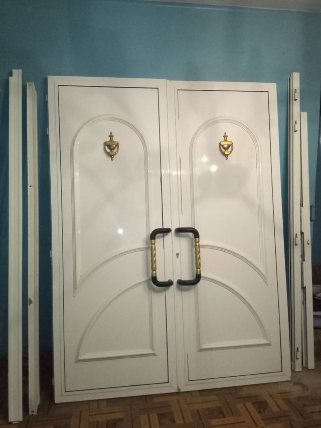 Puerta Aluminio