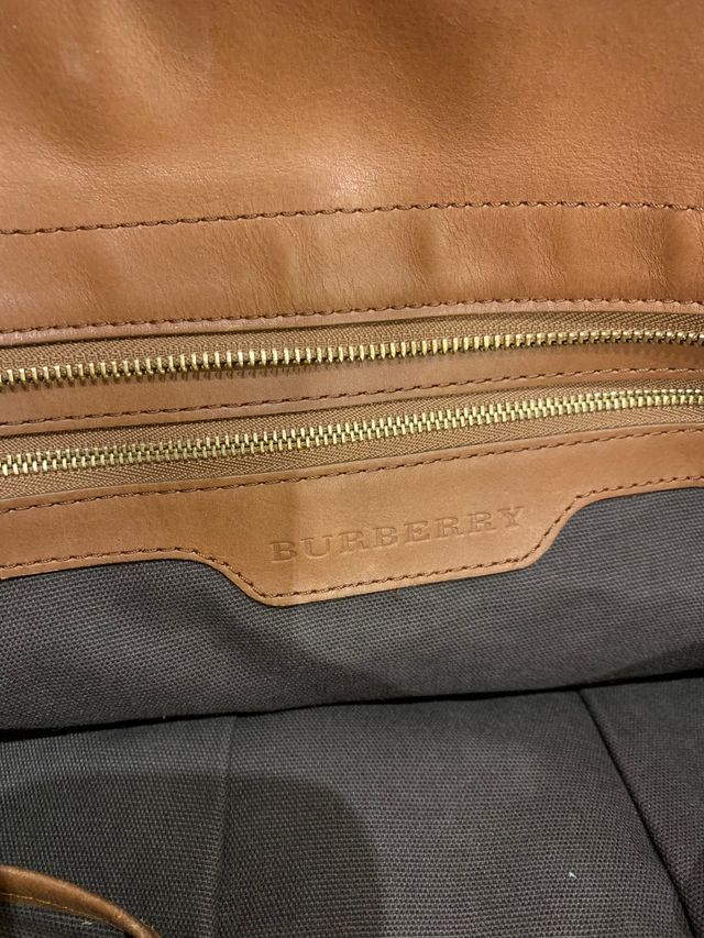 Bolso Tote Burberry auténtico Gran capacidad