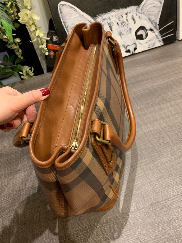 Bolso Tote Burberry auténtico Gran capacidad