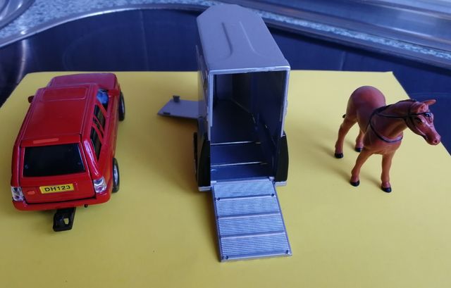 Range Rover en miniatura de la década de los 80-90