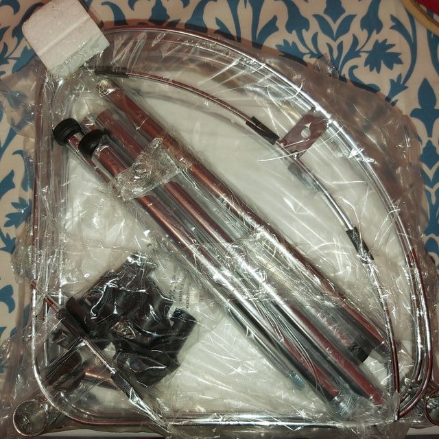 Esquinero en cristal de 3 baldas