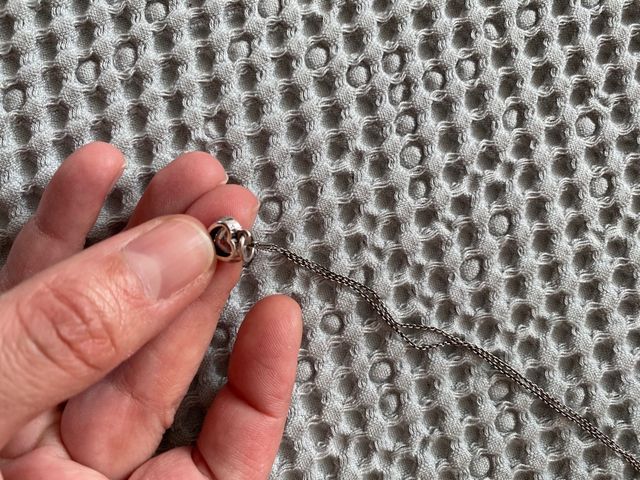 Collar Pandora corazon