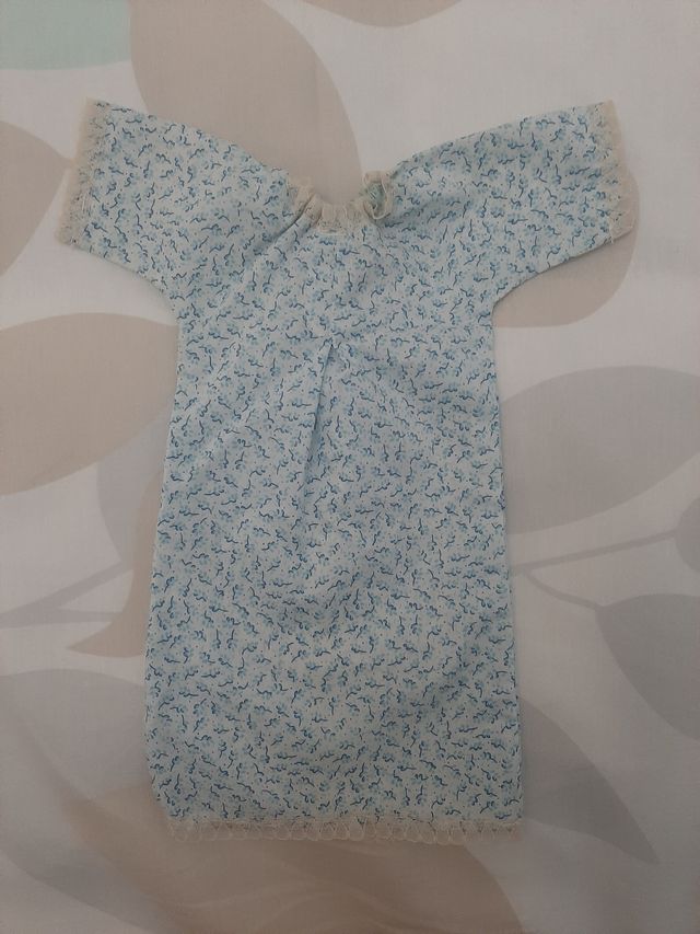 Vestido para marioneta. Teatro títeres.