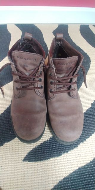 BOTA HOMBRE PULL \u0026amp; BEAR de segunda mano por 5 EUR en Chiloeches en  WALLAPOP