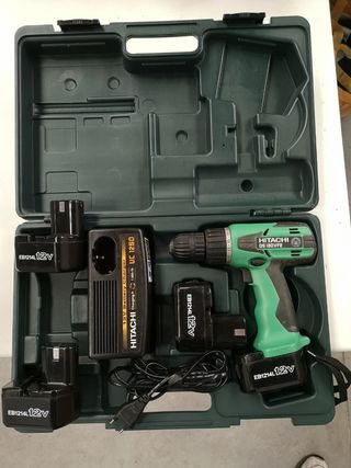 Taladro batería HITACHI 12V de segunda mano por 85 EUR en A Coruña en  WALLAPOP