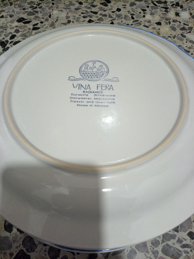 Juego de 7 platos bados de 27 cm de diámetro