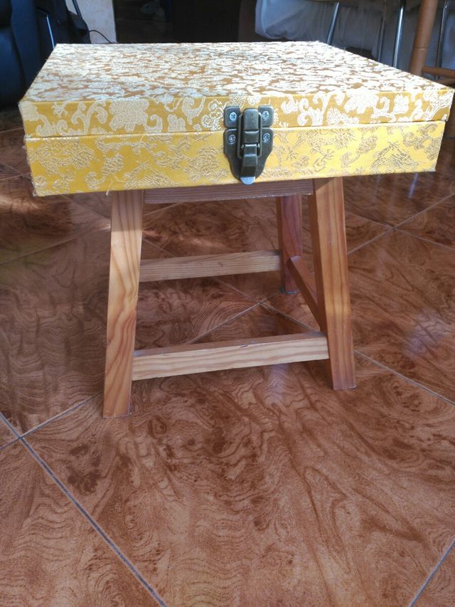 caja joyero dorado